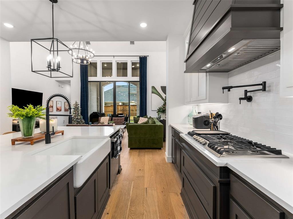 Celina, Texas, 75009, United States, 5 Bedrooms Bedrooms, ,6 BathroomsBathrooms,Residential,For Sale,2003255