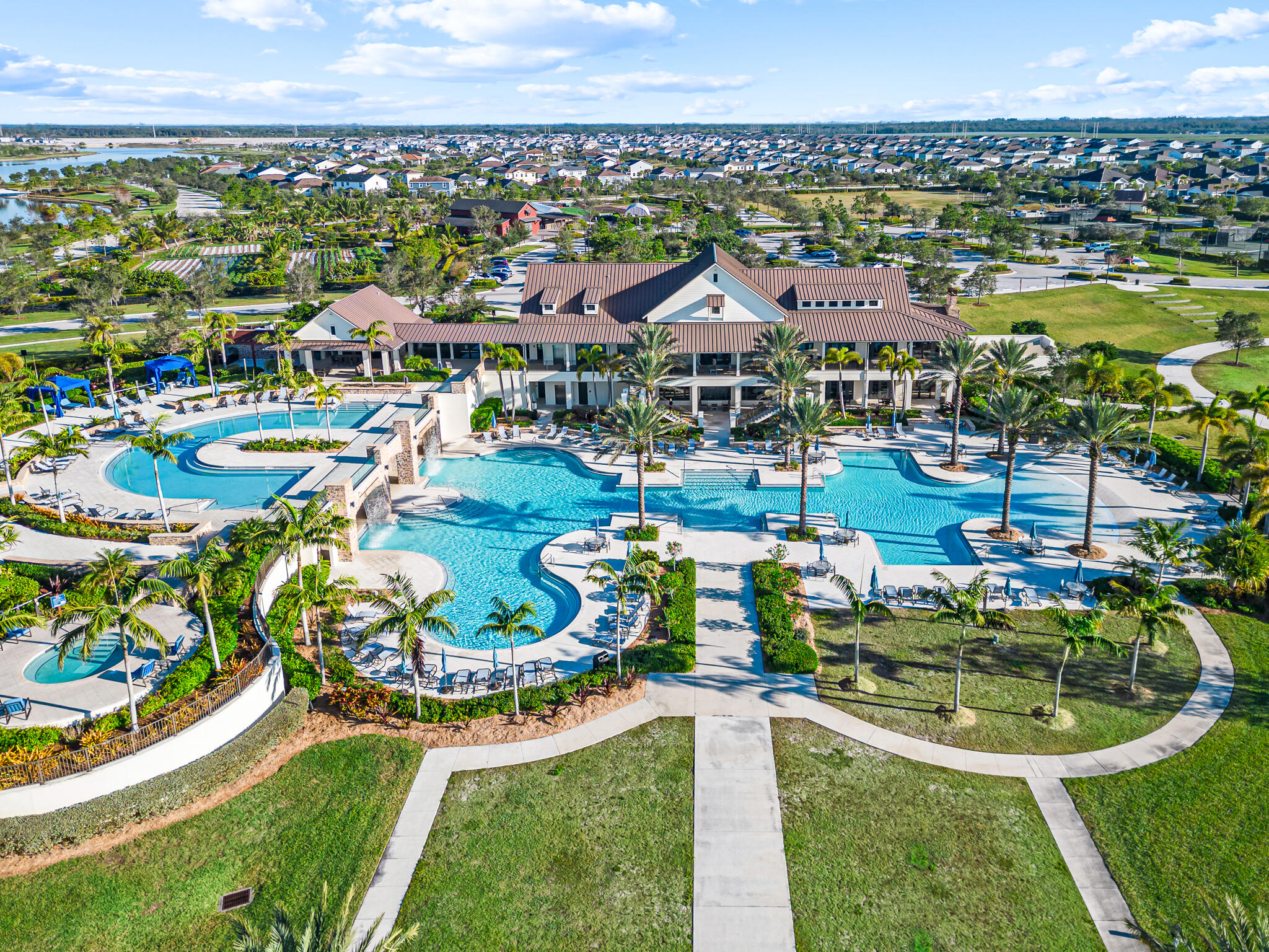 Loxahatchee, Florida, 33470, United States, 5 Bedrooms Bedrooms, ,4 BathroomsBathrooms,Residential,For Sale,1902120