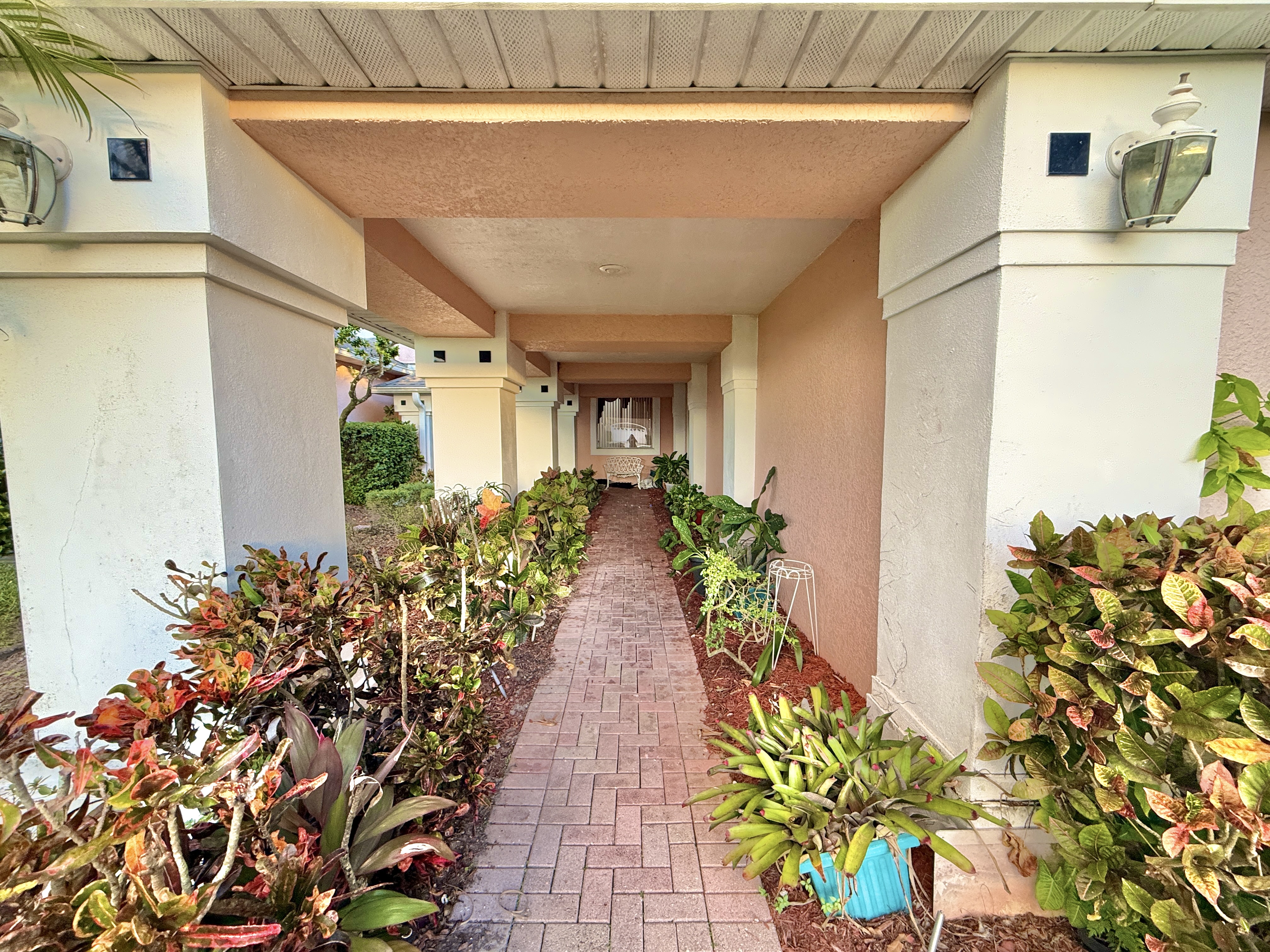 ST CLOUD, Florida, 34772, United States, 4 Bedrooms Bedrooms, ,3 BathroomsBathrooms,Residential,For Sale,1986054