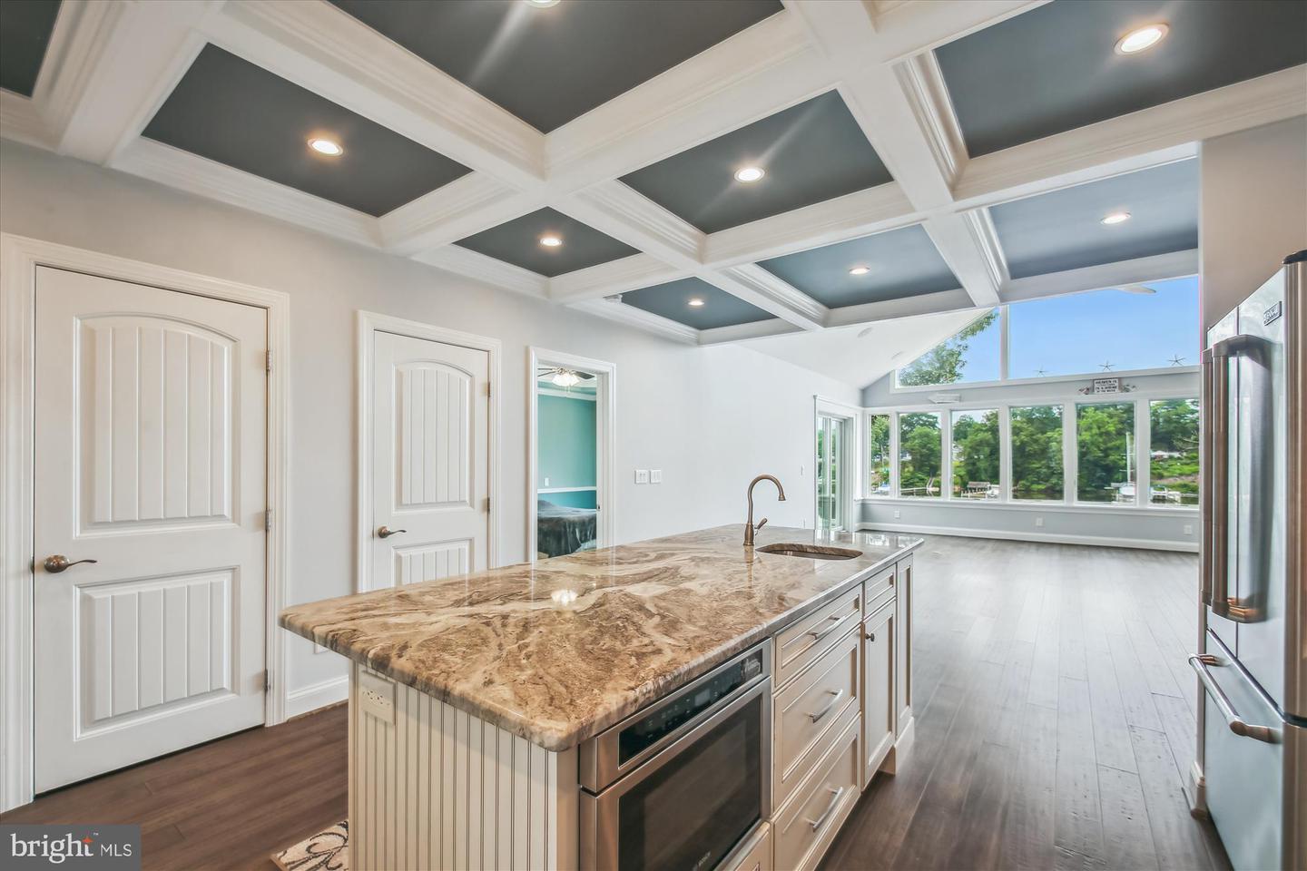 Glen Burnie, Maryland, 21060, United States, 2 Bedrooms Bedrooms, ,4 BathroomsBathrooms,Residential,For Sale,1867358