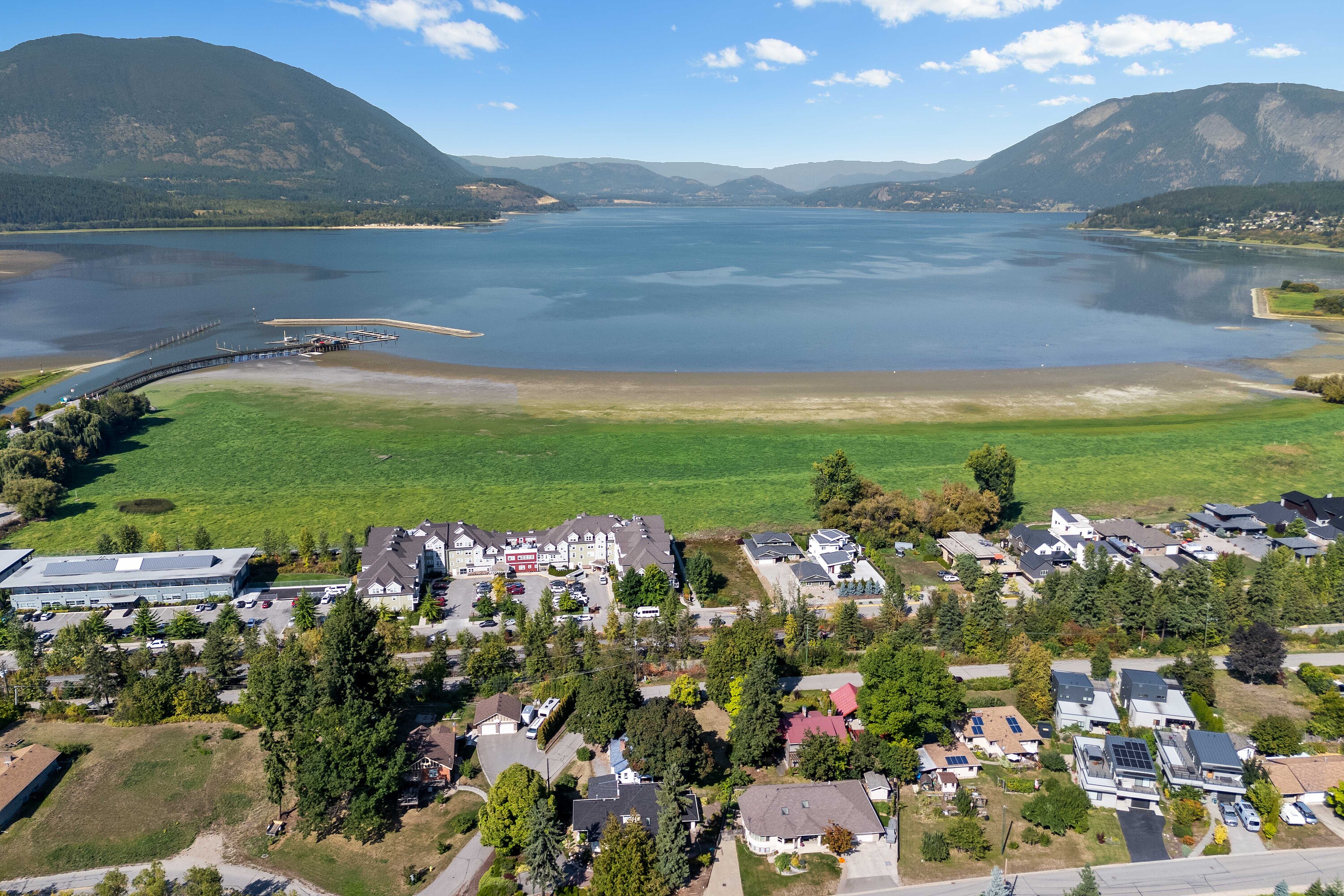  Salmon Arm, Thompson & Okanagan - 物件實景