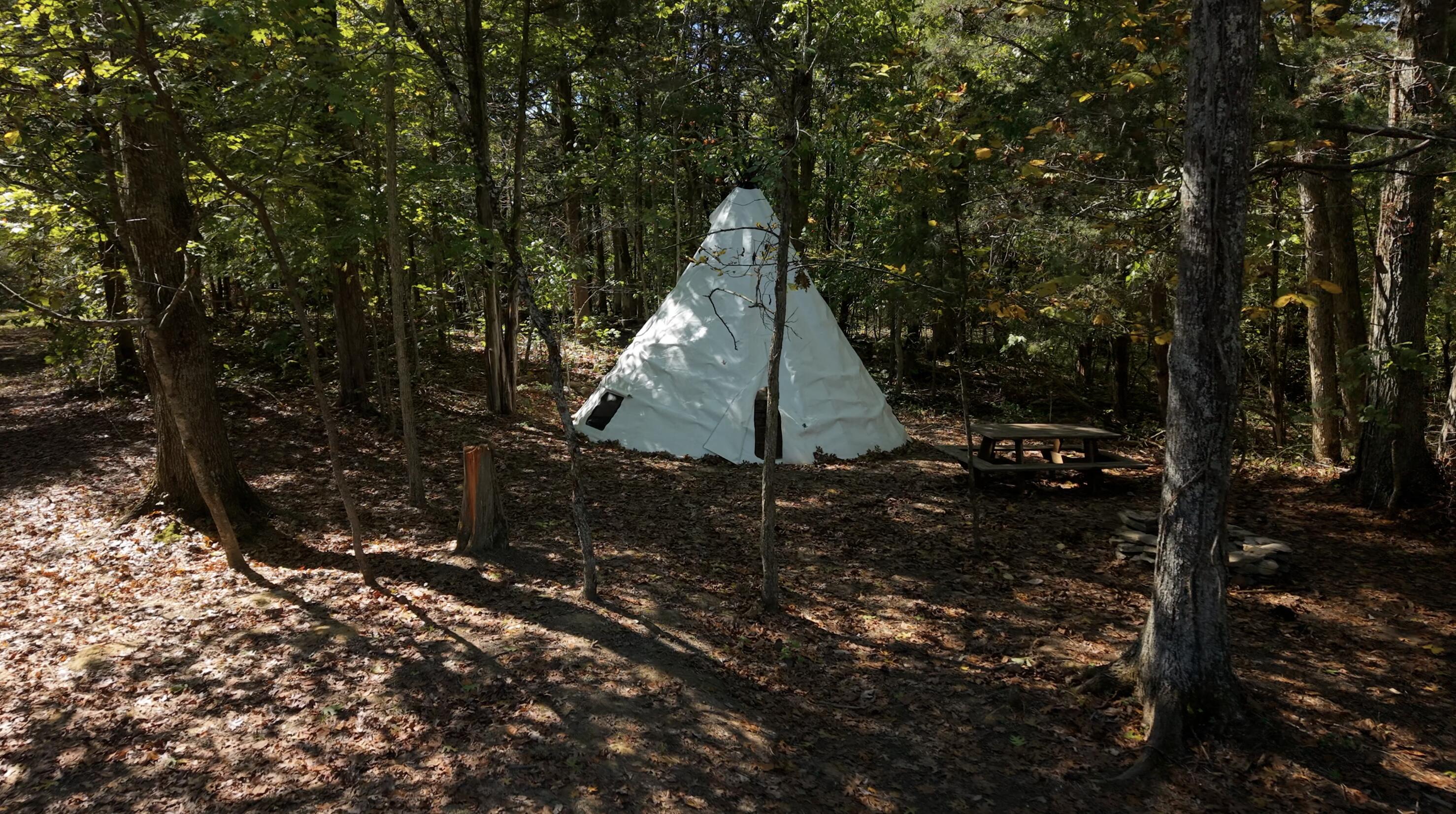 Willisburg, Kentucky, 40078, United States, 4 Bedrooms Bedrooms, ,1 BathroomBathrooms,Residential,For Sale,1962831