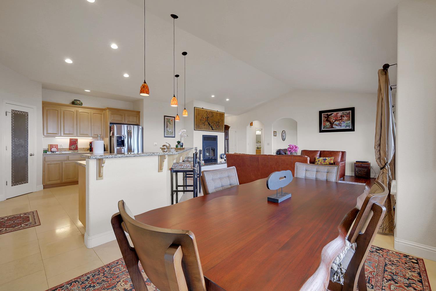 Browns Valley, California, 95918, United States, 5 Bedrooms Bedrooms, ,4 BathroomsBathrooms,Residential,For Sale,1980583