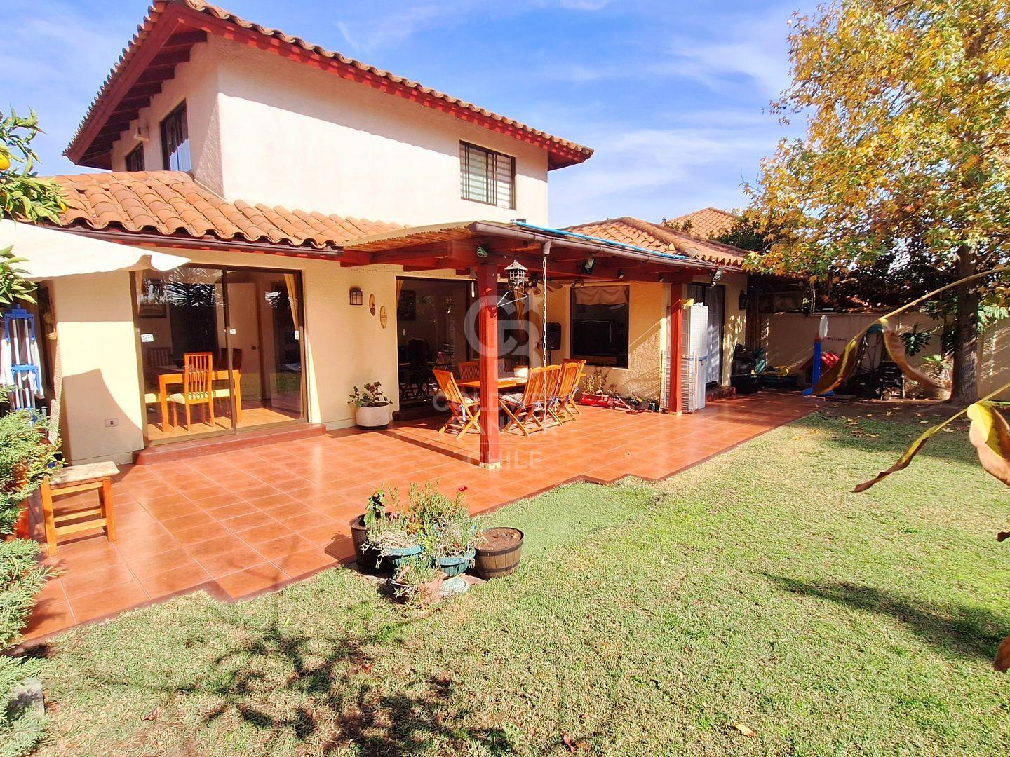 Peñalolén, Chile, 5 Bedrooms Bedrooms, ,3 BathroomsBathrooms,Residential,For Sale,1837912