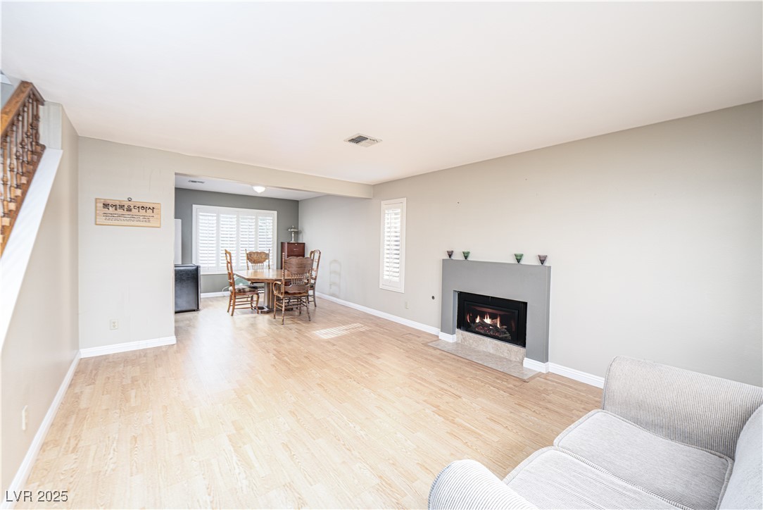 Las Vegas, Nevada, 89117, United States, 3 Bedrooms Bedrooms, ,3 BathroomsBathrooms,Residential,For Sale,1902461