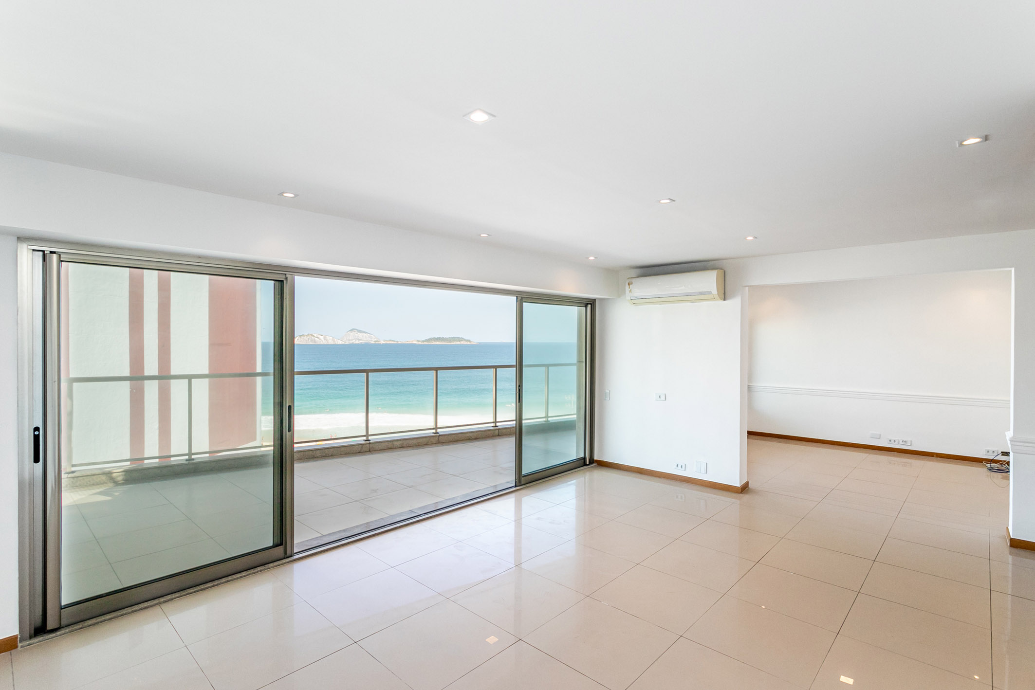  Duplex Penthouse with Panoramic Ocean View in Ipanema - 物件實景
