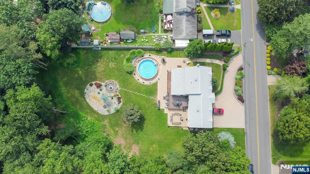Old Tappan, New Jersey, 07675, United States, 4 Bedrooms Bedrooms, ,3 BathroomsBathrooms,Residential,For Sale,1906748