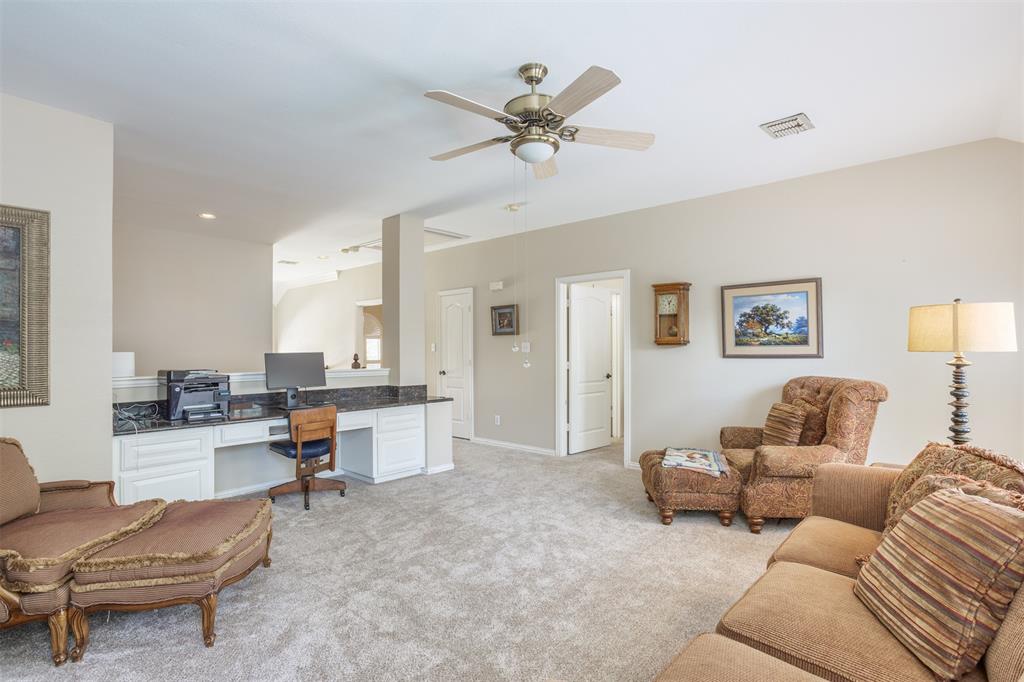 McKinney, Texas, 75070, United States, 4 Bedrooms Bedrooms, ,4 BathroomsBathrooms,Residential,For Sale,1890937