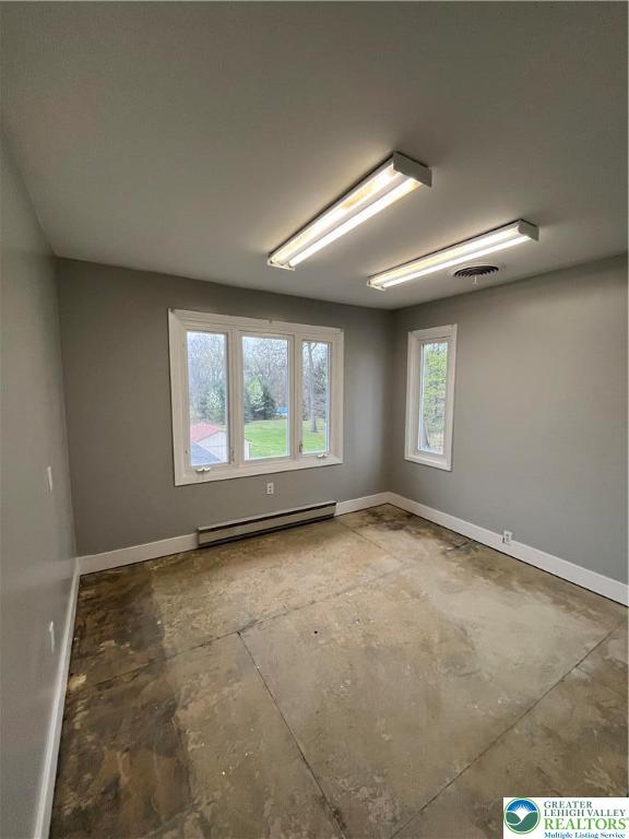 Plainfield Twp, Pennsylvania, 18072, United States, 4 Bedrooms Bedrooms, ,5 BathroomsBathrooms,Residential,For Sale,1960532