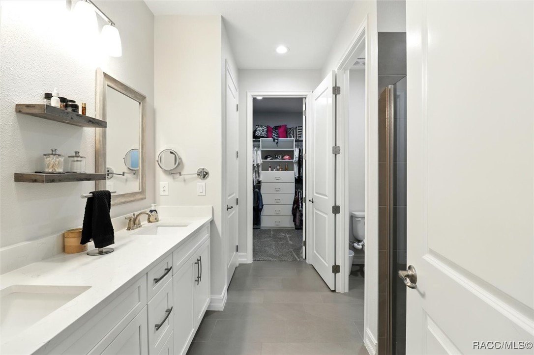 Hernando, Florida, 34442, United States, 4 Bedrooms Bedrooms, ,3 BathroomsBathrooms,Residential,For Sale,2008146