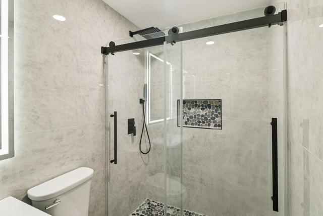 La Jolla, California, 92037, United States, 2 Bedrooms Bedrooms, ,3 BathroomsBathrooms,Residential,For Sale,2001481