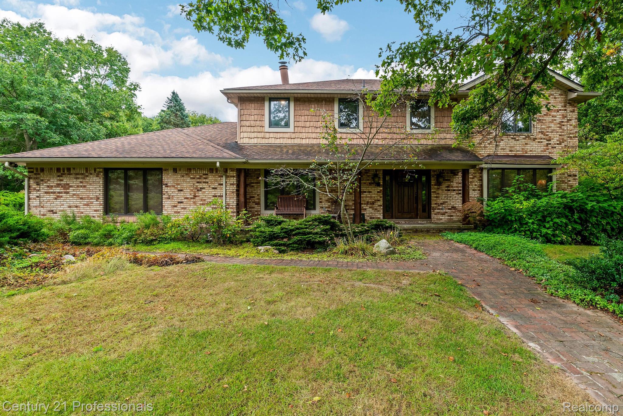 Holly, Michigan, 48442, United States, 4 Bedrooms Bedrooms, ,4 BathroomsBathrooms,Residential,For Sale,1943640