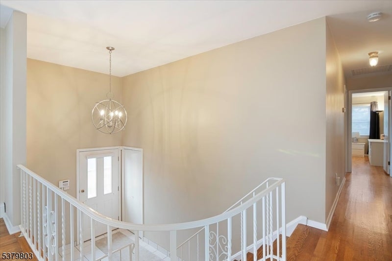 Fairfield Twp., New Jersey, 07004, United States, 3 Bedrooms Bedrooms, ,3 BathroomsBathrooms,Residential,For Sale,1923518