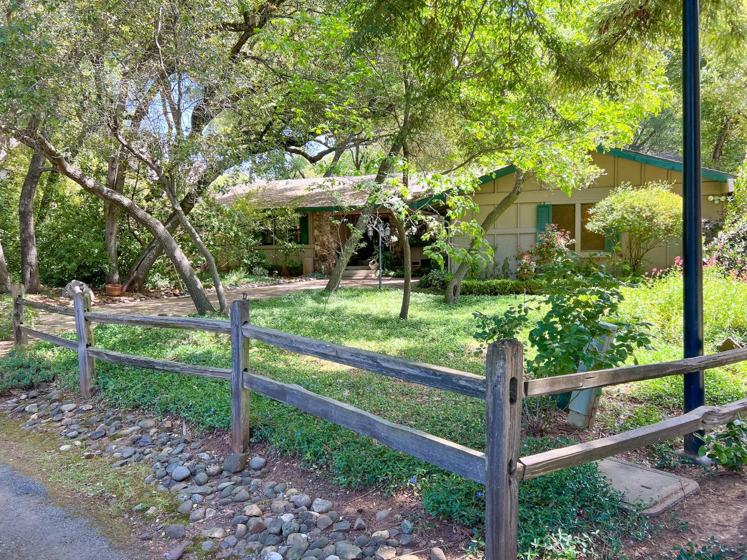 Cameron Park, California, 95682, United States, 4 Bedrooms Bedrooms, ,3 BathroomsBathrooms,Residential,For Sale,1923512