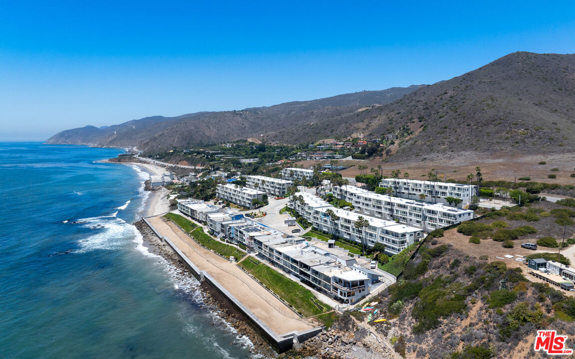 Malibu, California, 90265, United States, 2 Bedrooms Bedrooms, ,2 BathroomsBathrooms,Residential,For Sale,1896546