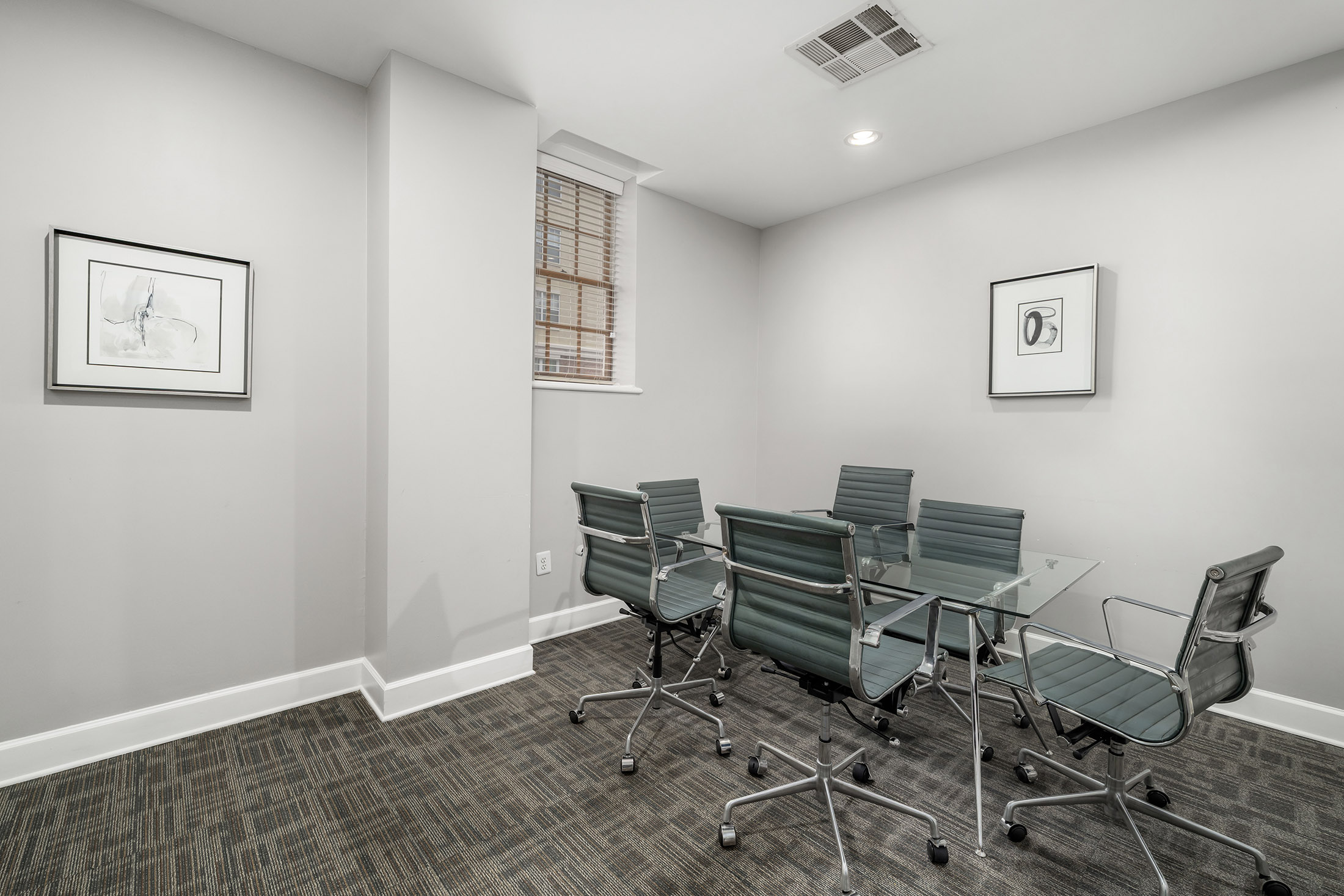  Spacious One-Bedroom Condo in the Heart of Midtown - 物件實景