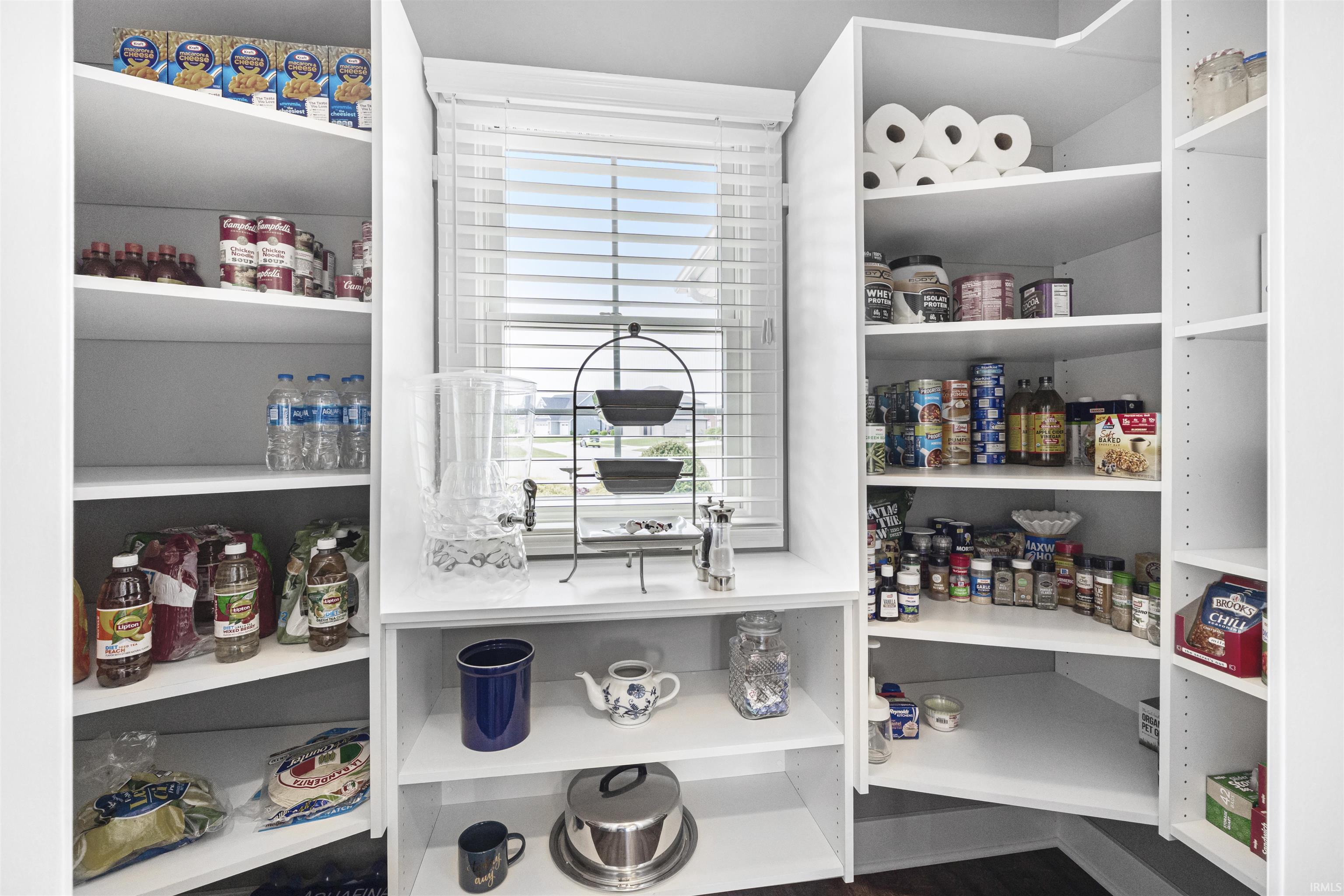 Fort Wayne, Indiana, 46845, United States, 4 Bedrooms Bedrooms, ,2 BathroomsBathrooms,Residential,For Sale,1947274