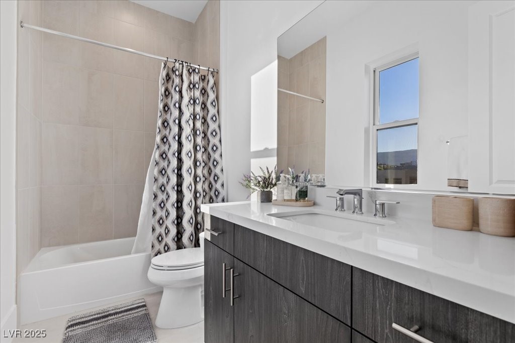 Las Vegas, Nevada, 89135, United States, 5 Bedrooms Bedrooms, ,6 BathroomsBathrooms,Residential,For Sale,1987610