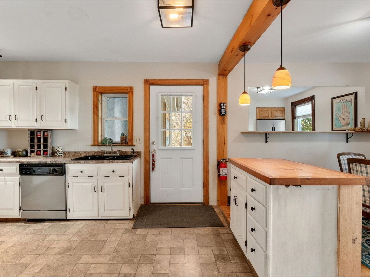 Hardwick, Vermont, 05843, United States, ,Residential,For Sale,1970705