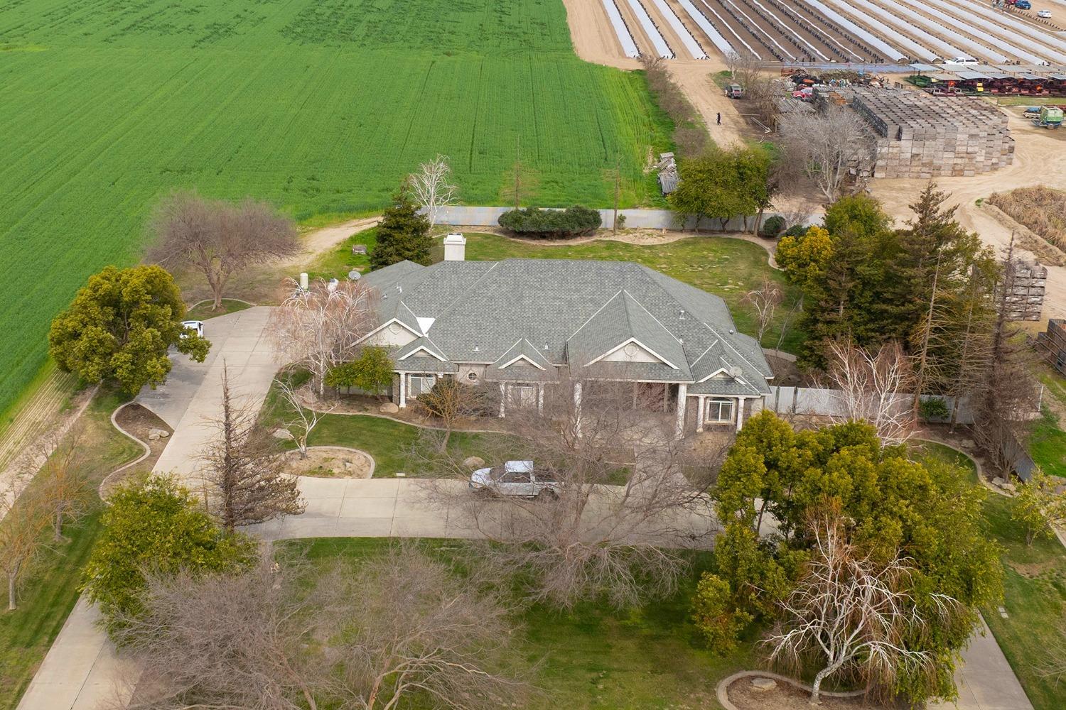 Livingston, California, 95334, United States, 5 Bedrooms Bedrooms, ,4 BathroomsBathrooms,Residential,For Sale,2005232