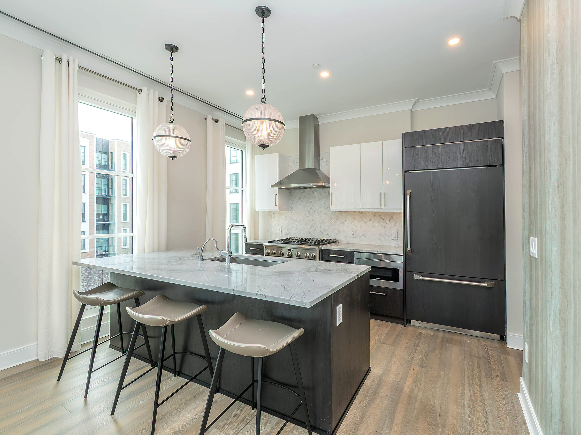  100 Garvies Point Road, Glen Cove, NY, 11542 - 物件實景