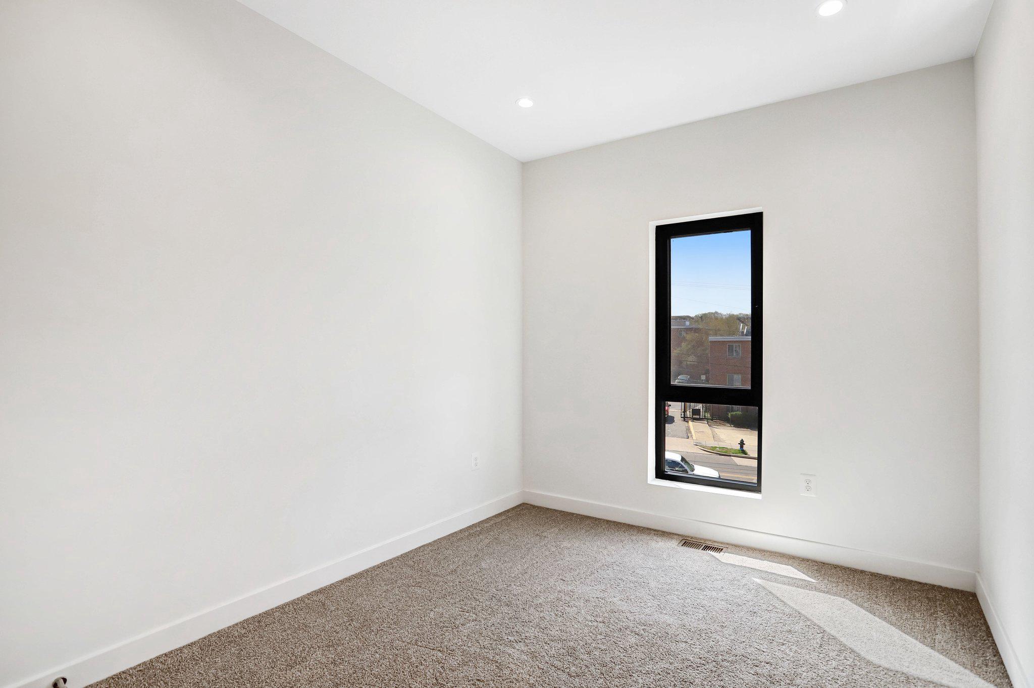  5221 F Street SE, Washington, DC, 20019 - 物件實景