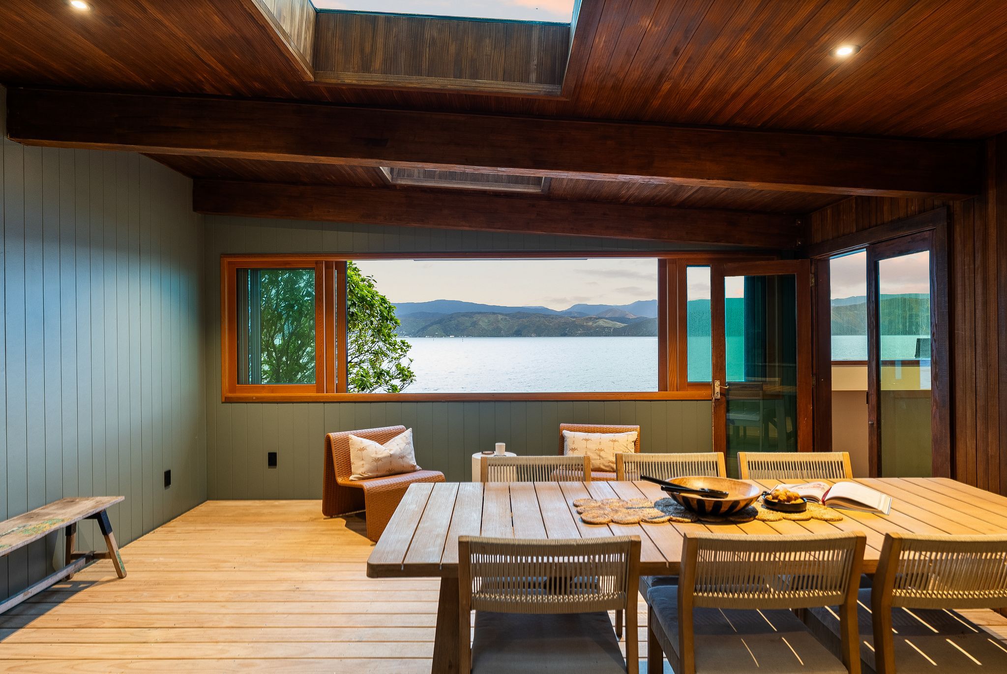  423 Karaka Bay Road, Karaka Bays, Wellington, 6022 - 物件實景