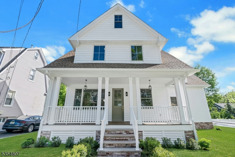 Chatham Boro, New Jersey, 07928, United States, 5 Bedrooms Bedrooms, ,5 BathroomsBathrooms,Residential,For Sale,1805398