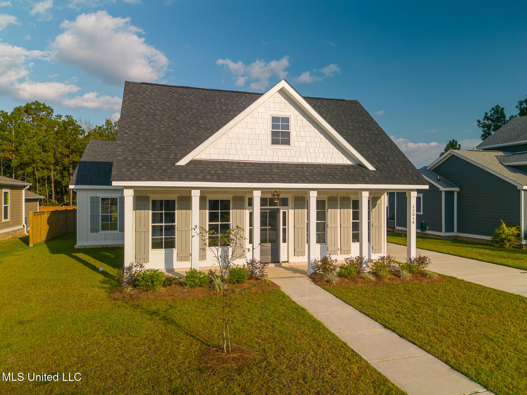 Gulfport, Mississippi, 39503, United States, 3 Bedrooms Bedrooms, ,2 BathroomsBathrooms,Residential,For Sale,1784044