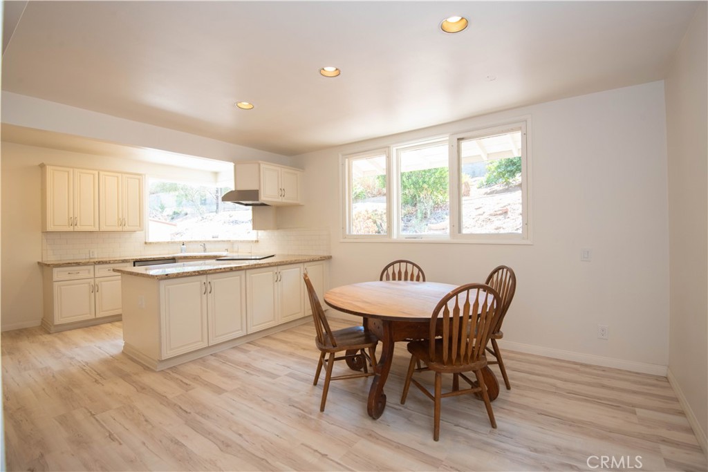 Riverside, California, 92506, United States, 4 Bedrooms Bedrooms, ,3 BathroomsBathrooms,Residential,For Sale,1926209