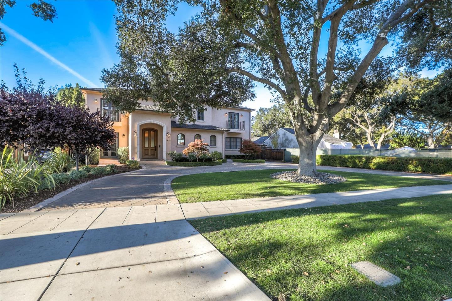 San Jose, California, 95126, United States, 4 Bedrooms Bedrooms, ,6 BathroomsBathrooms,Residential,For Sale,1987802