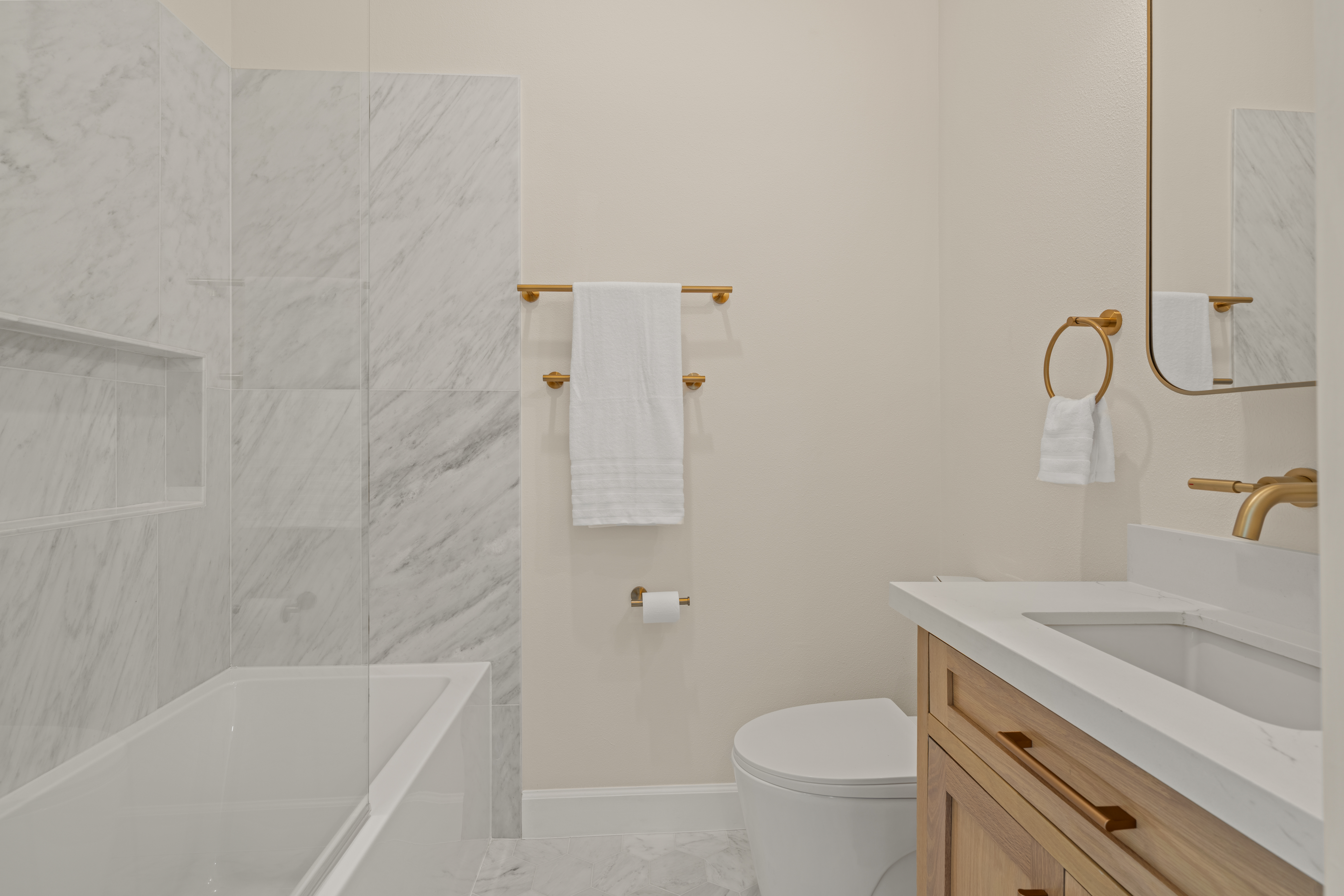  2300 John Street, Manhattan Beach, CA 90266 - 物件實景