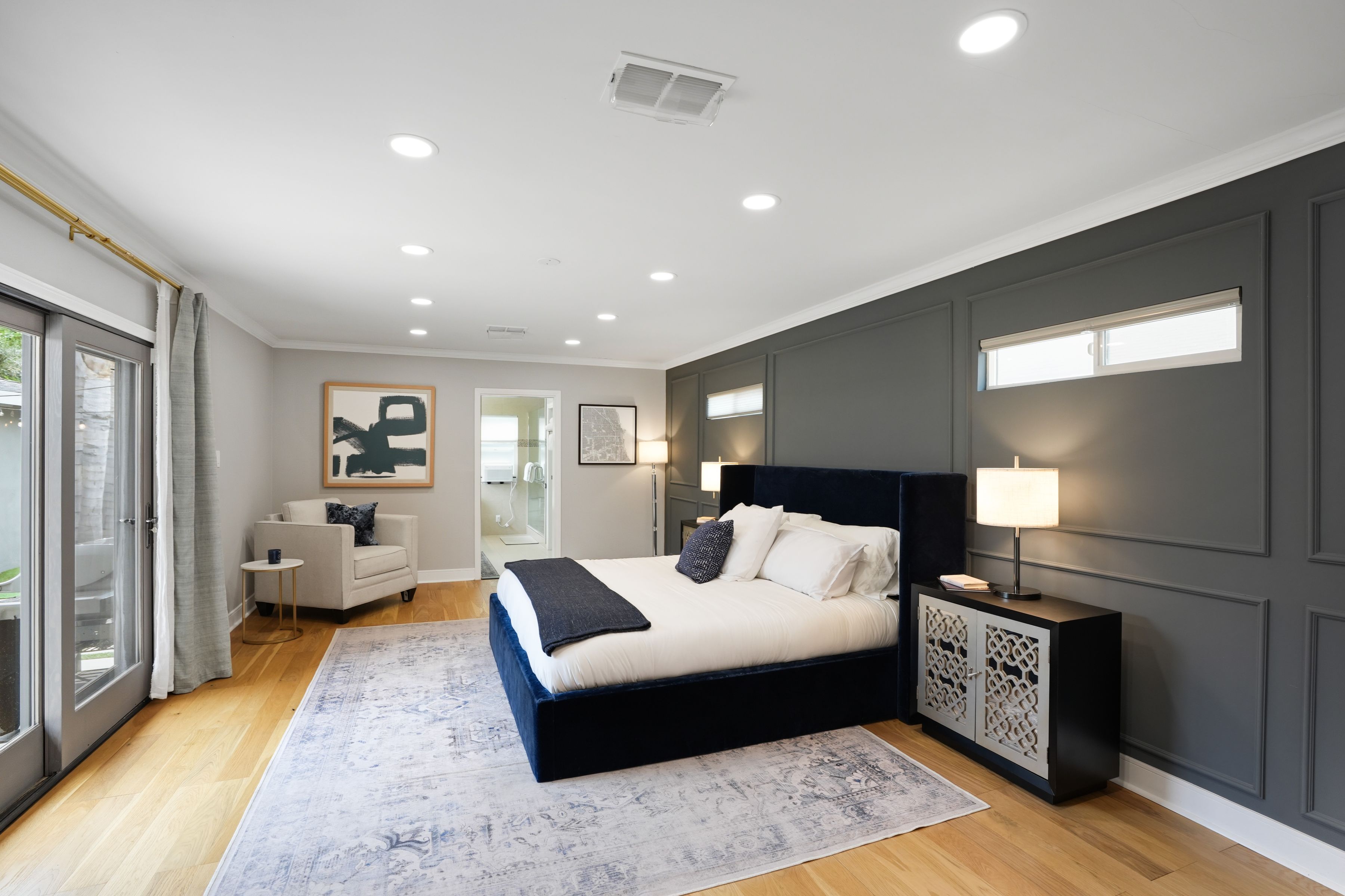 4744 Camellia Avenue - 物件實景