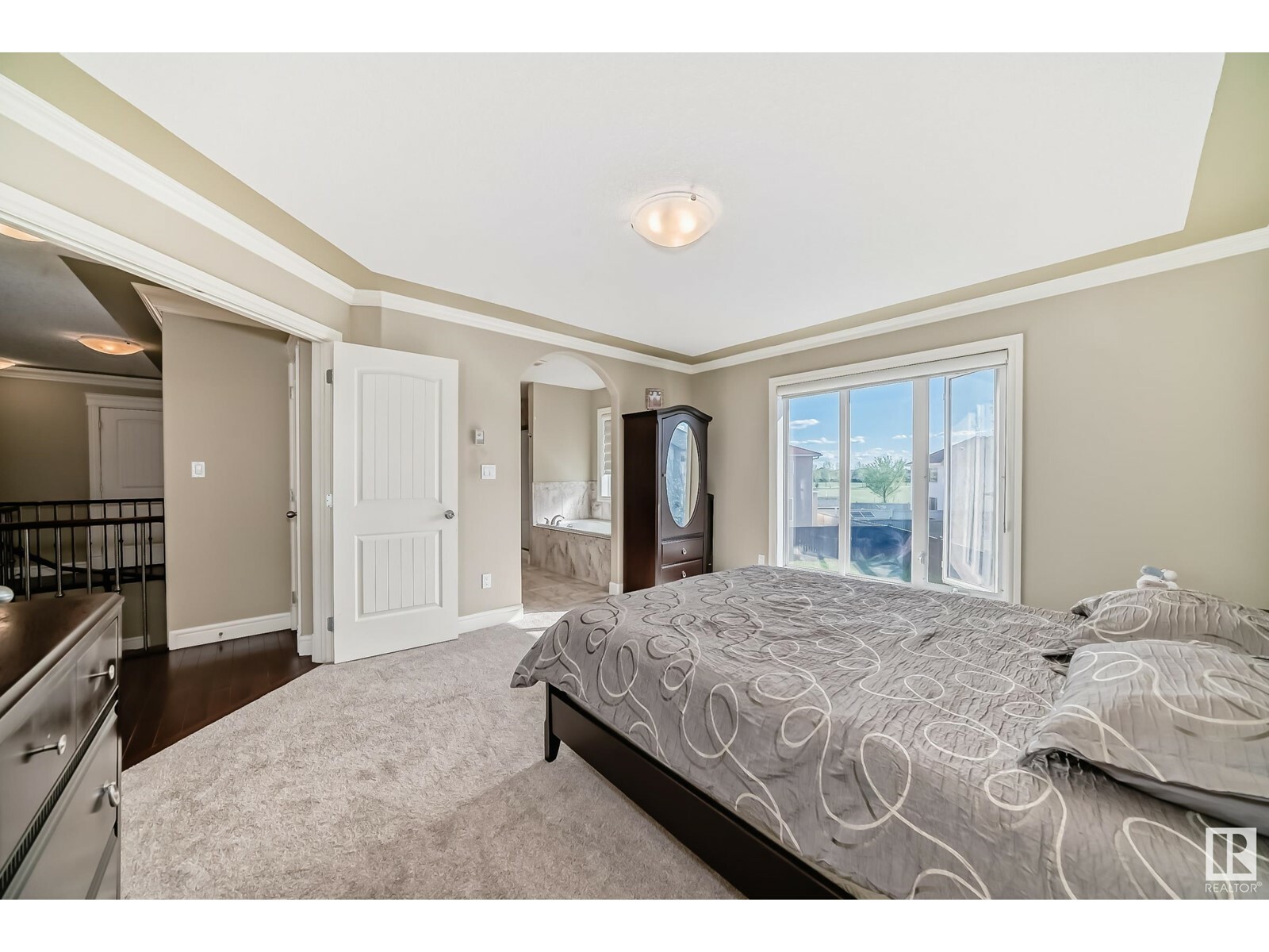 EDMONTON, Alberta, T5A 3V4, CA, 4 Bedrooms Bedrooms, ,4 BathroomsBathrooms,Residential,For Sale,1837785