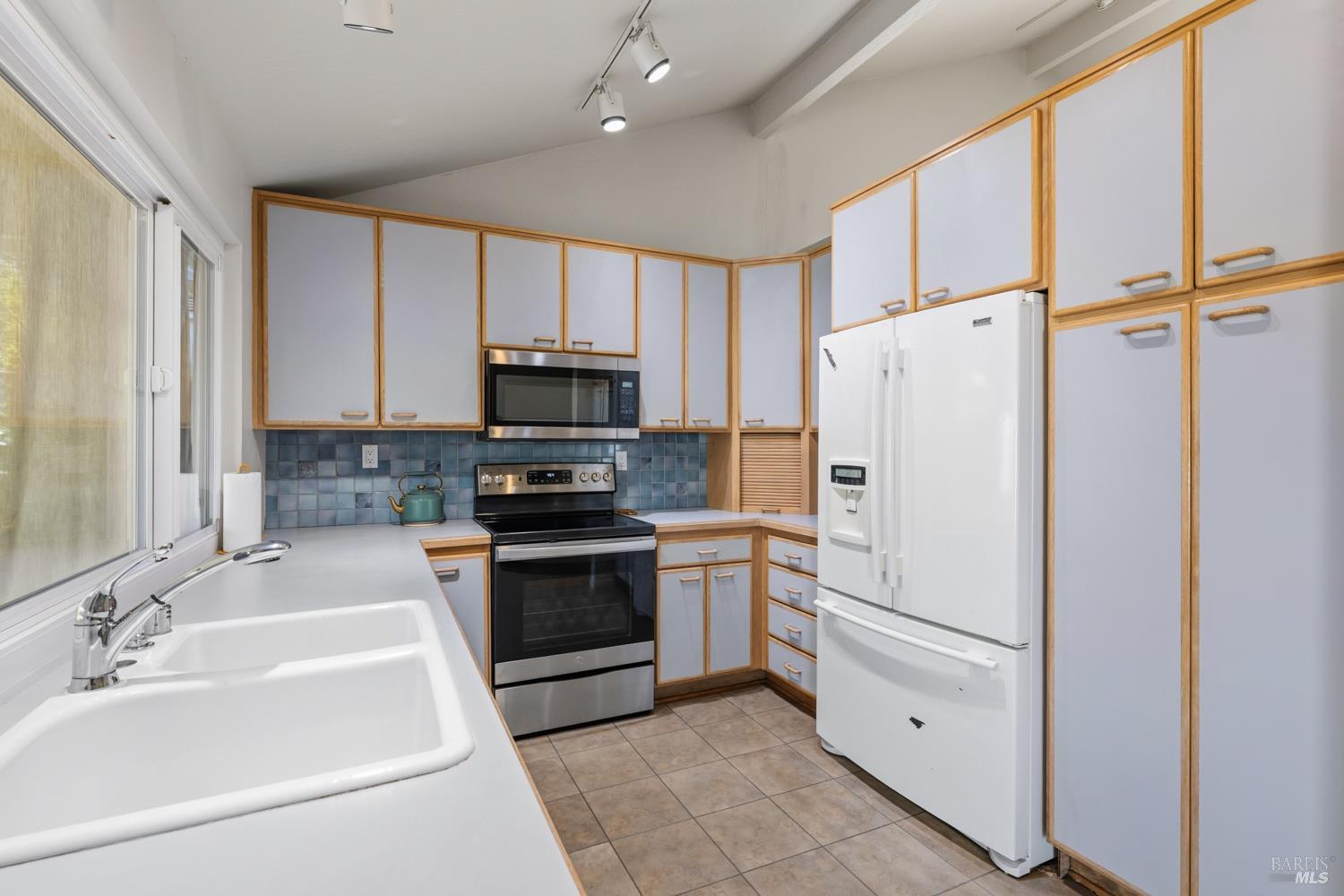 Napa, California, 94558, United States, 4 Bedrooms Bedrooms, ,Residential,For Sale,2048709