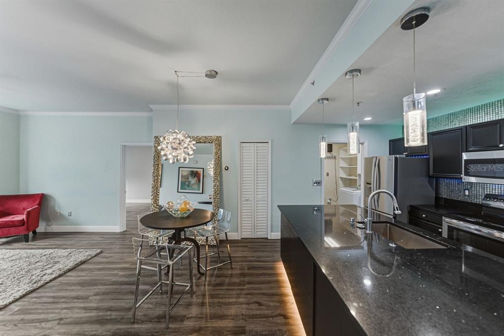 Tampa, Florida, 33602, United States, 2 Bedrooms Bedrooms, ,2 BathroomsBathrooms,Residential,For Sale,2002253