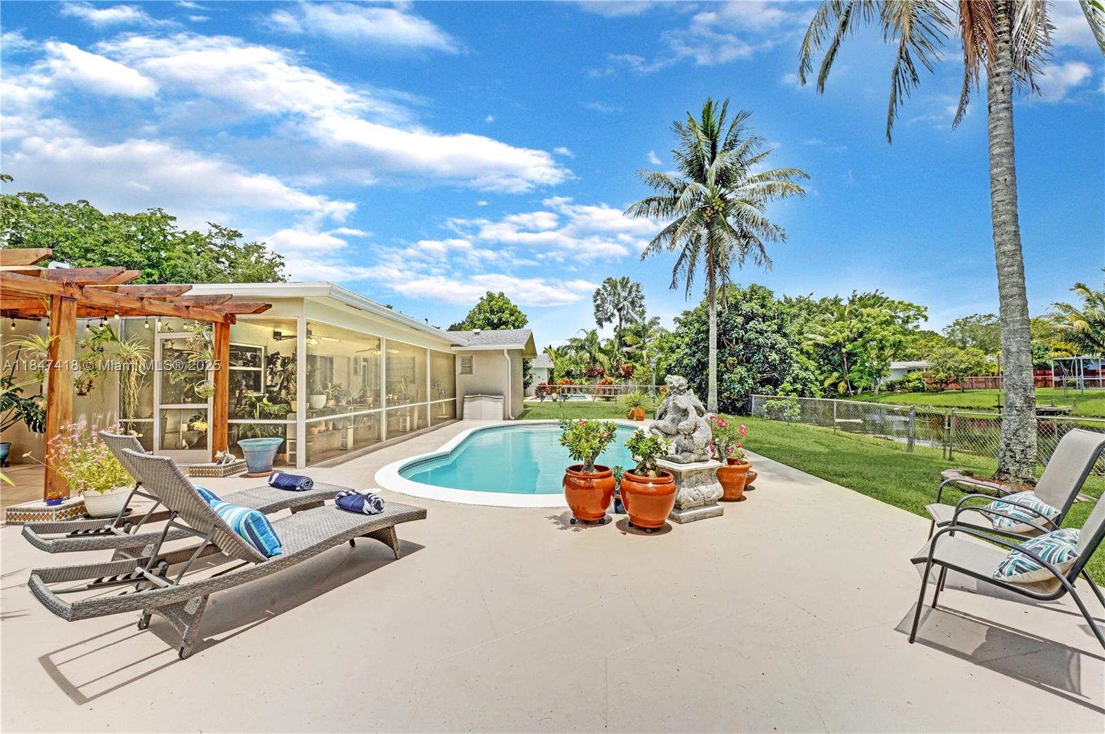 Plantation, Florida, 33313, United States, 4 Bedrooms Bedrooms, ,2 BathroomsBathrooms,Residential,For Sale,1903667