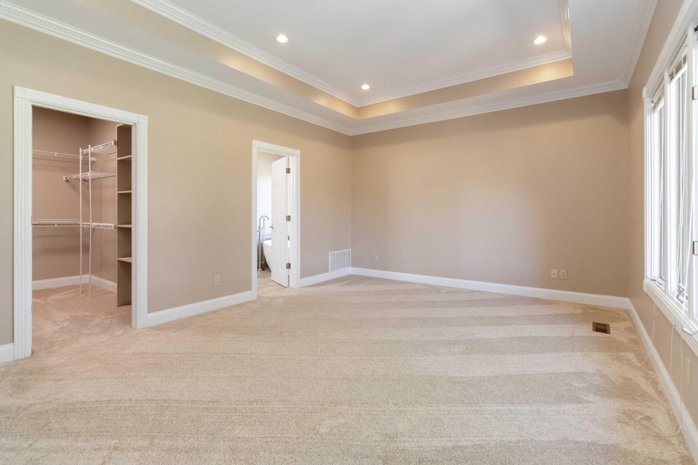 London, Kentucky, 40744, United States, 5 Bedrooms Bedrooms, ,4 BathroomsBathrooms,Residential,For Sale,2006451