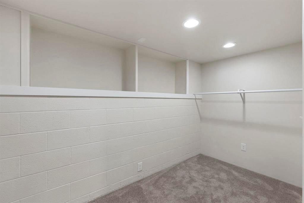 Durango, Colorado, 81301, United States, 3 Bedrooms Bedrooms, ,2 BathroomsBathrooms,Residential,For Sale,1947970