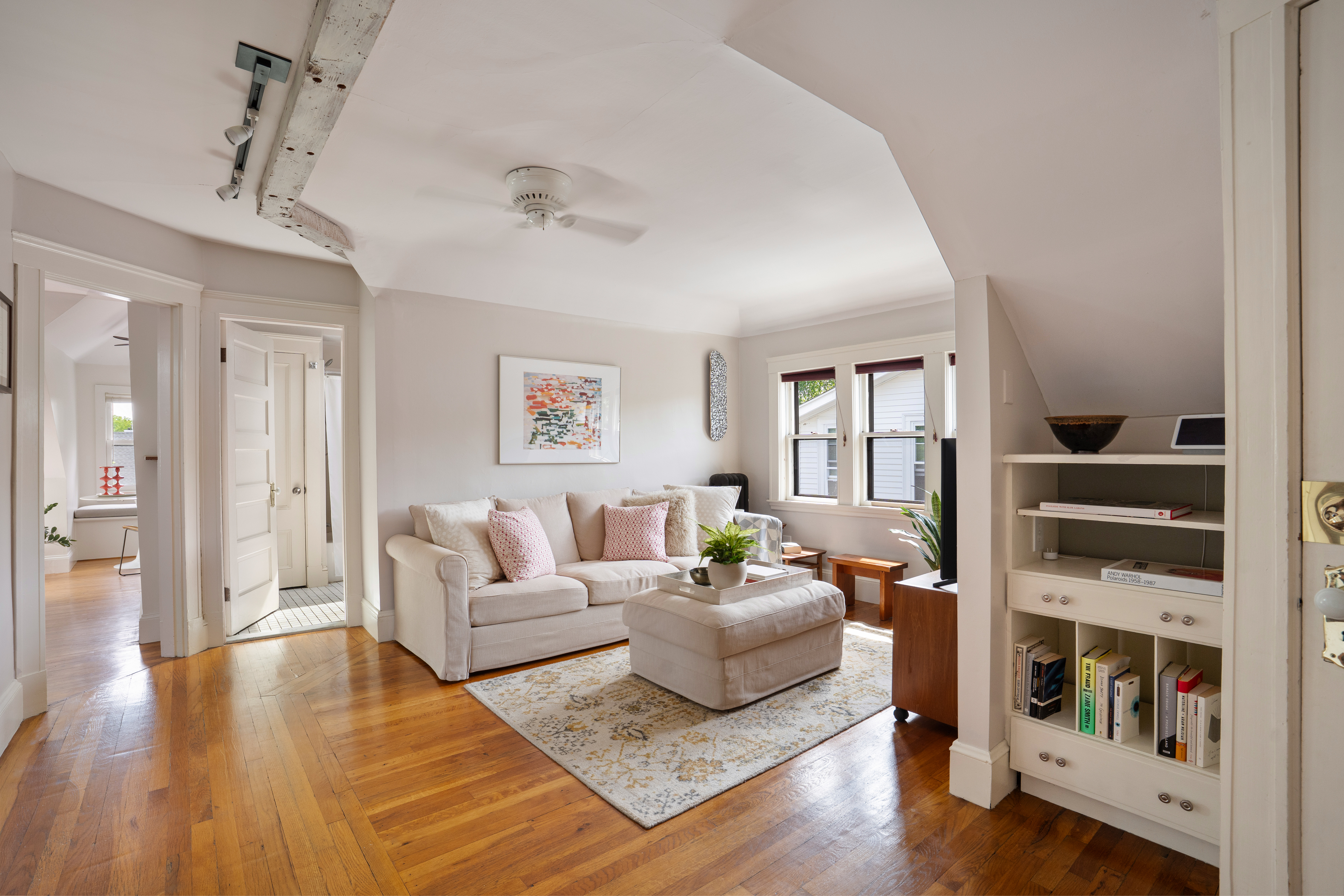  10-12 Notre Dame Avenue, Cambridge, MA, 02140 - 物件實景