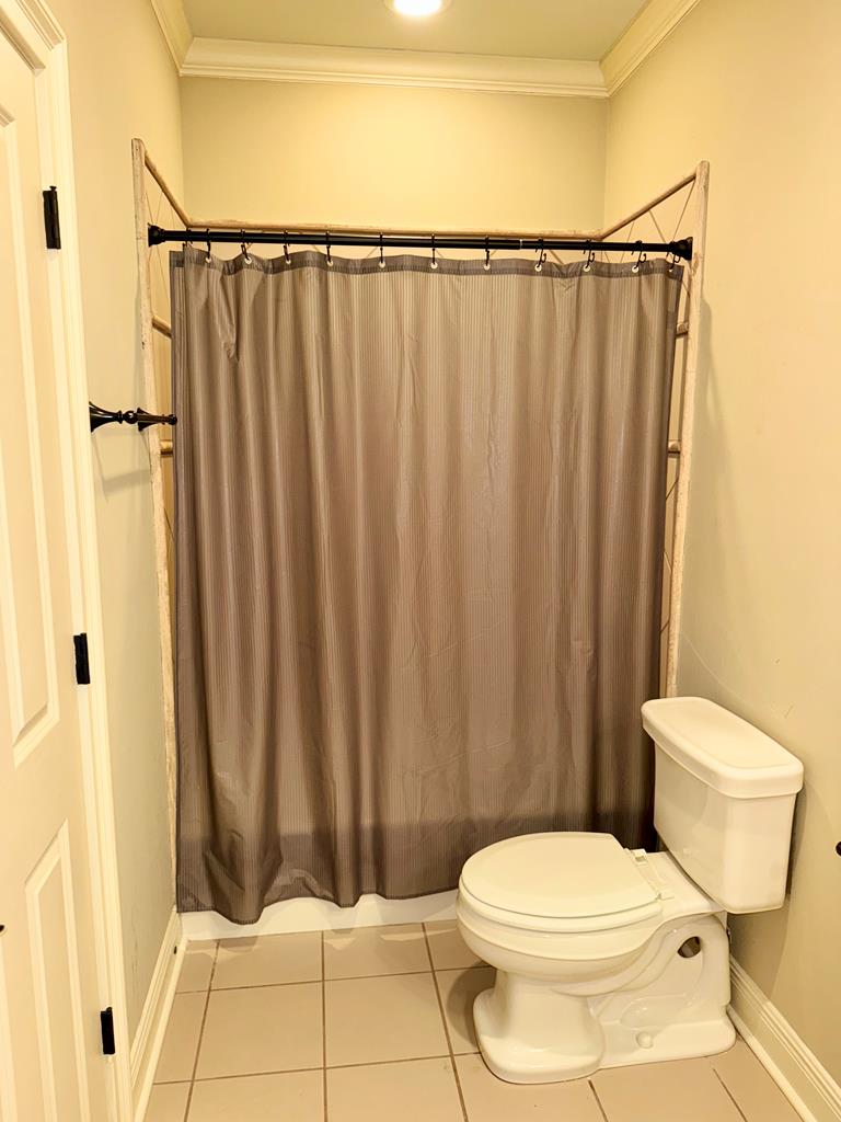 OXFORD, Mississippi, 38655, United States, 6 Bedrooms Bedrooms, ,4 BathroomsBathrooms,Residential,For Sale,1991856