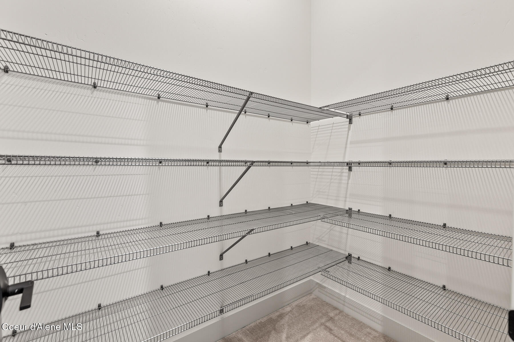 Coeur d'Alene, Idaho, 83814, United States, 3 Bedrooms Bedrooms, ,4 BathroomsBathrooms,Residential,For Sale,2002560