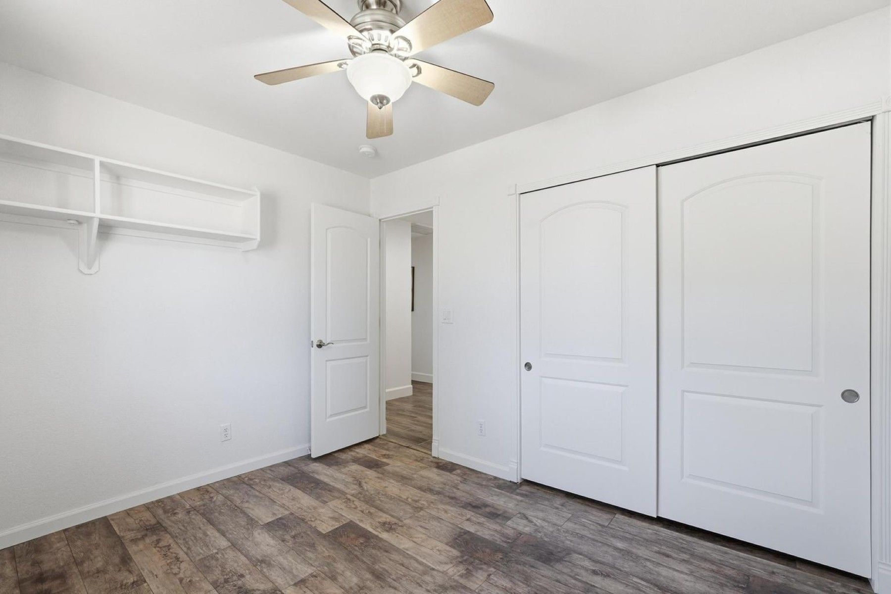  2266 E Willis Rd  Gilbert, AZ - 物件實景