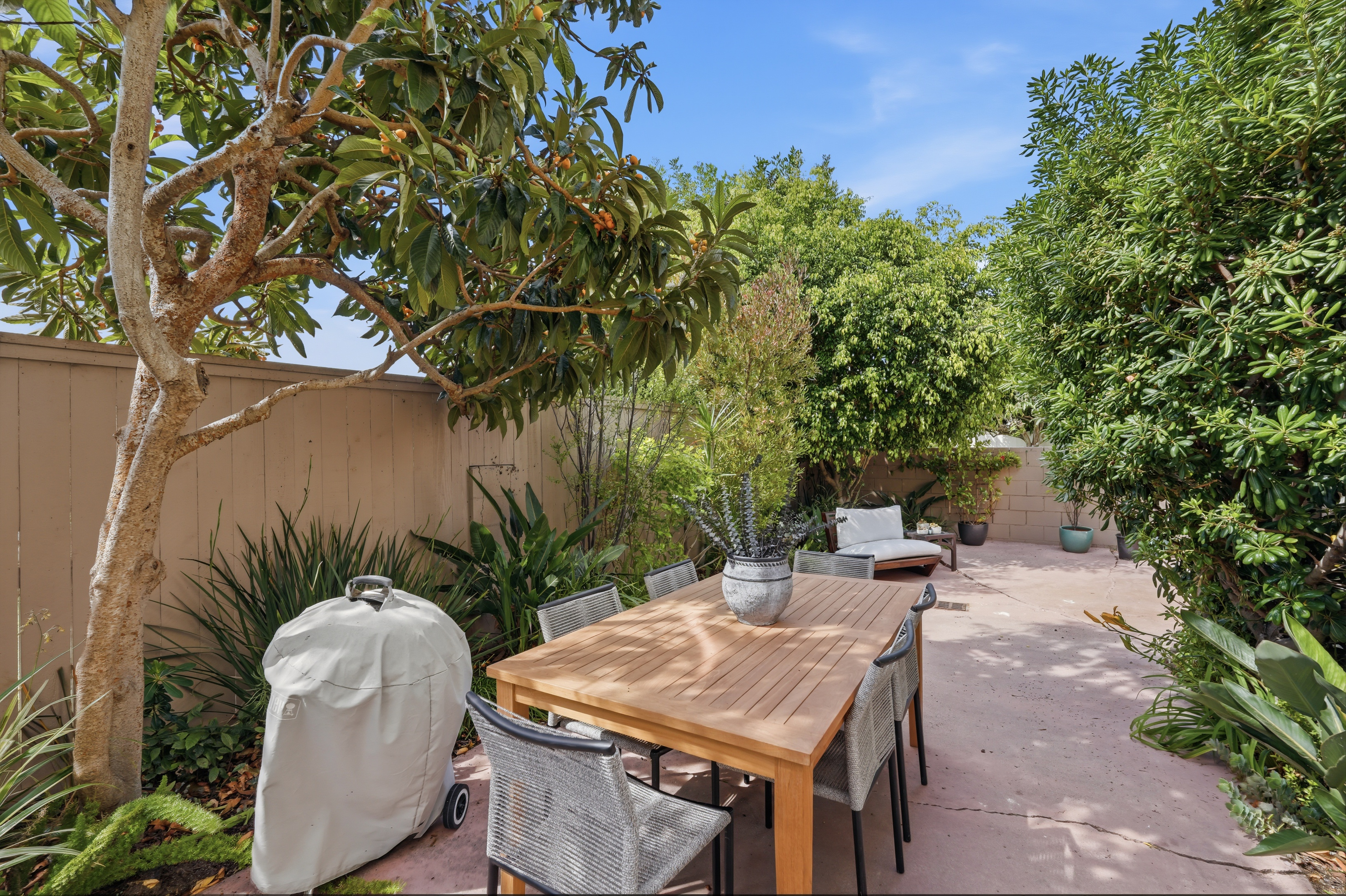  2220 Clark Lane, Redondo Beach, CA 90278 - 物件實景