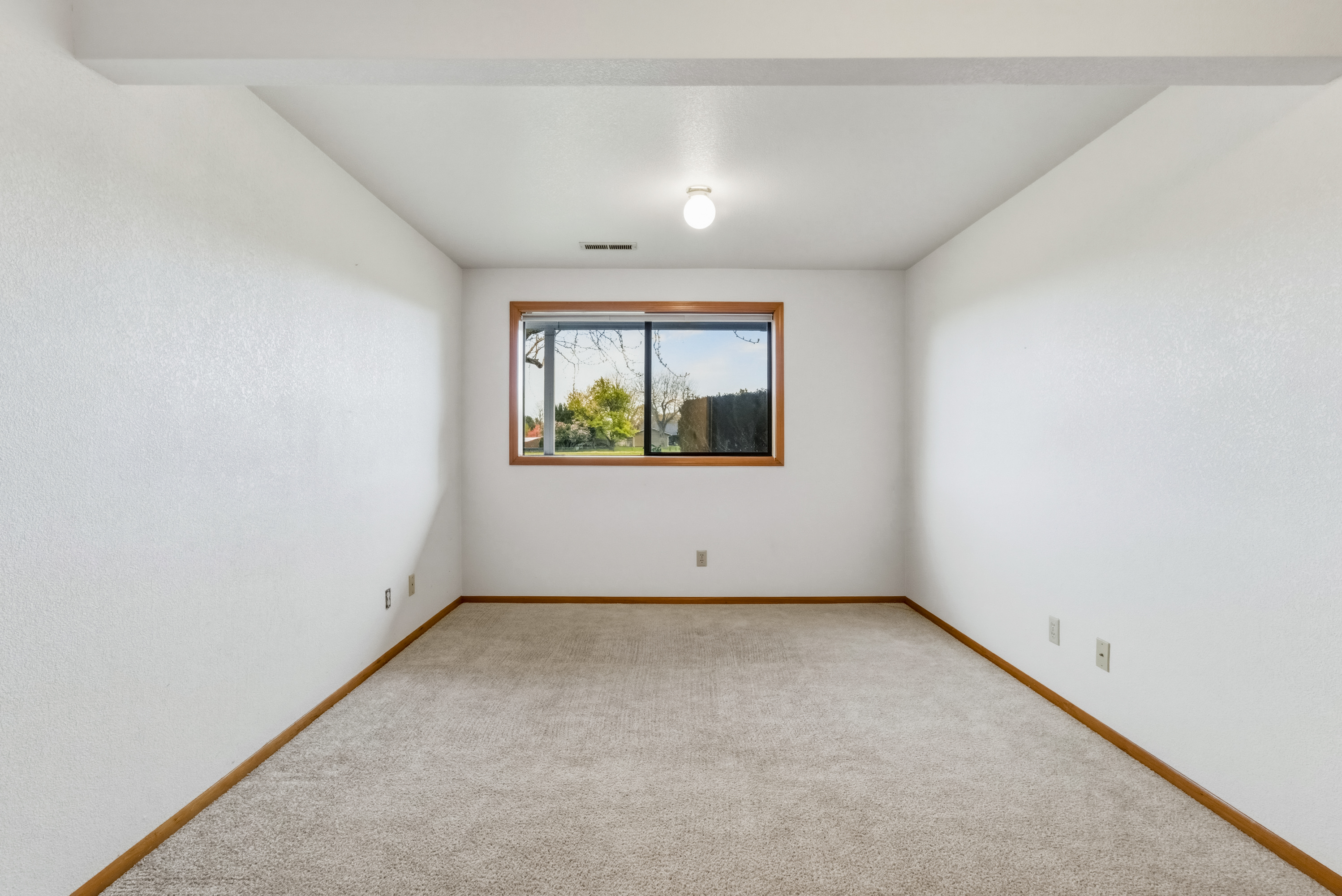  1198 Lancer Dr - 物件實景