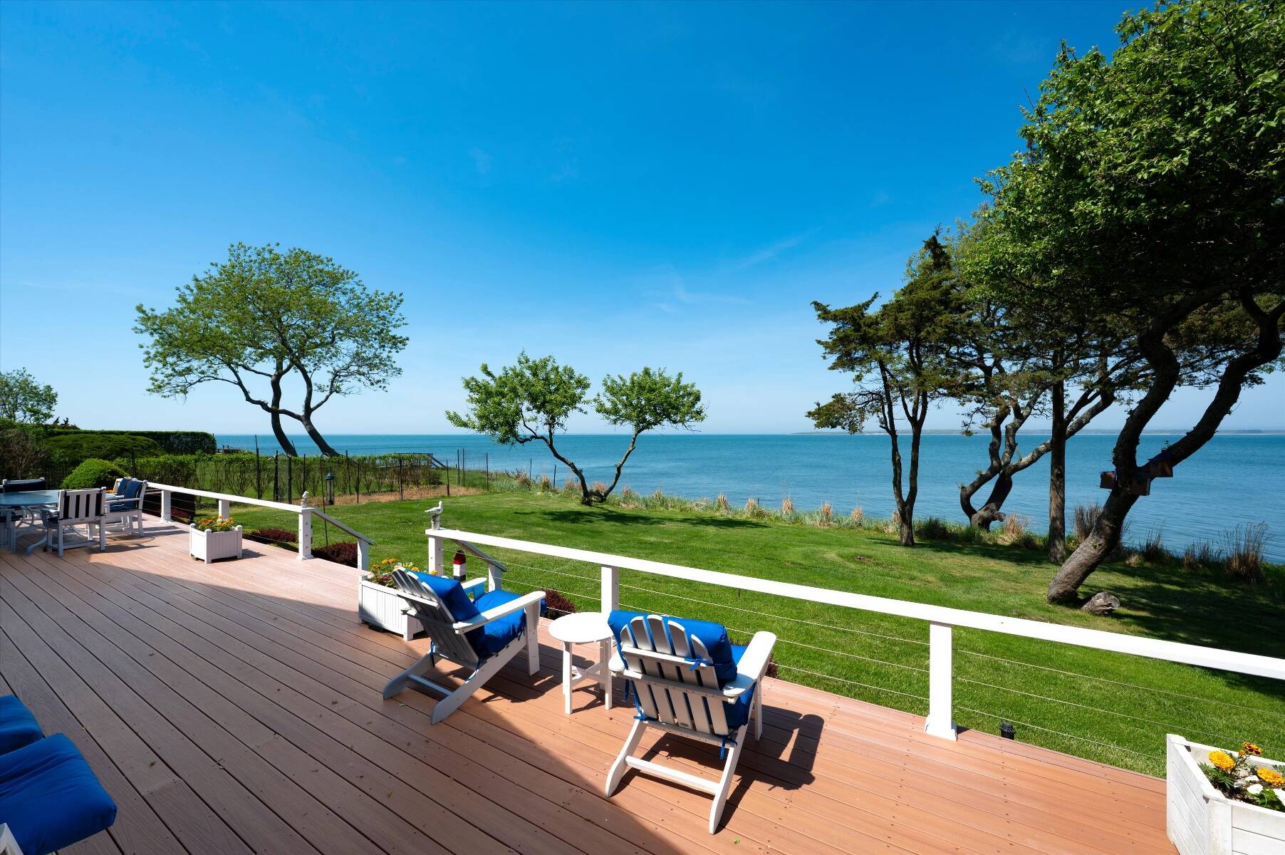  Breathtaking Bayfront with 180° Views - 物件實景