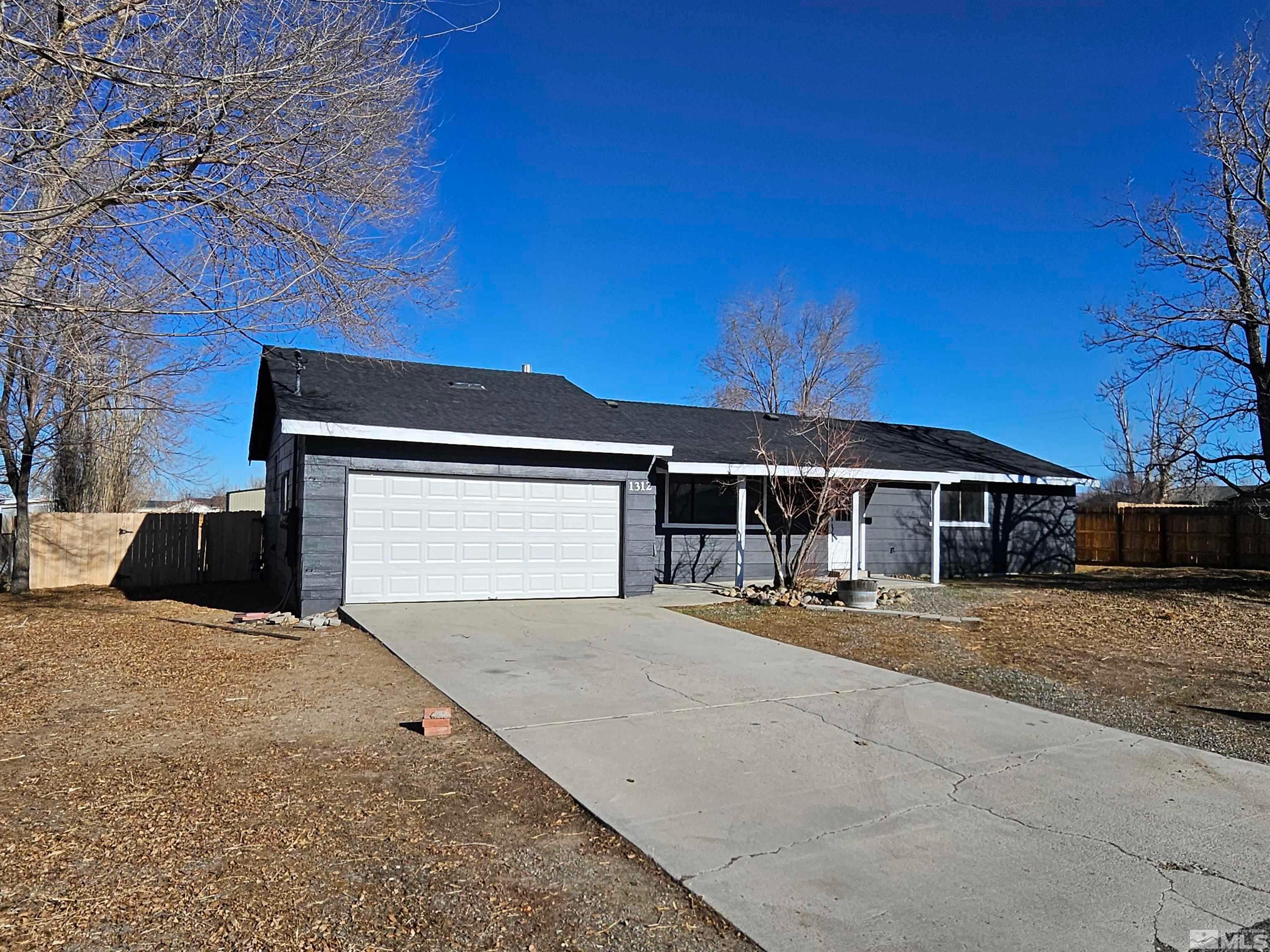 Gardnerville, Nevada, 89460, United States, 3 Bedrooms Bedrooms, ,3 BathroomsBathrooms,Residential,For Sale,1760398