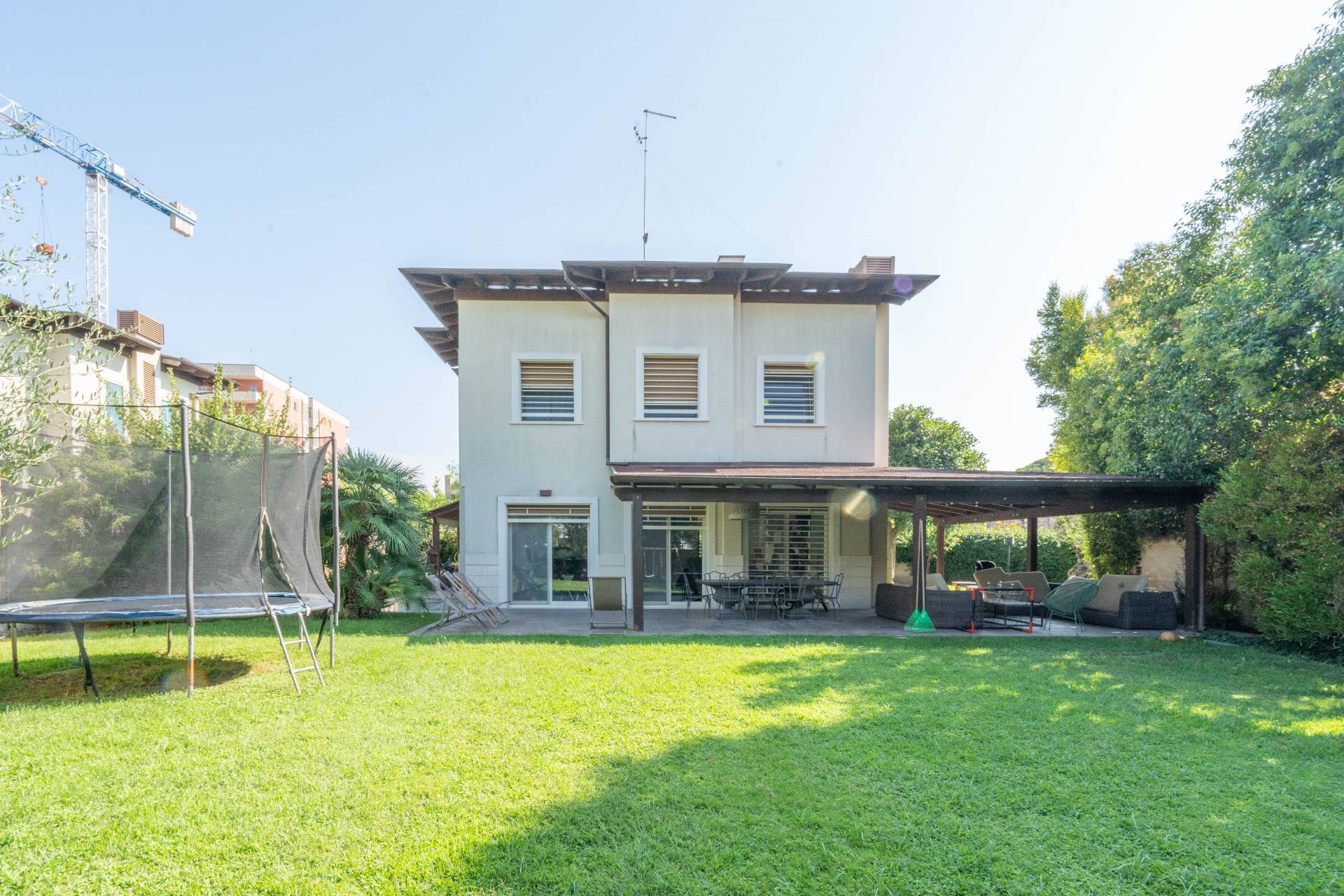 Corso Alcide De Gasperi, Bari, Bari, 70100, IT, 3 Bedrooms Bedrooms, ,4 BathroomsBathrooms,Residential,For Sale,Corso Alcide De Gasperi,1628155