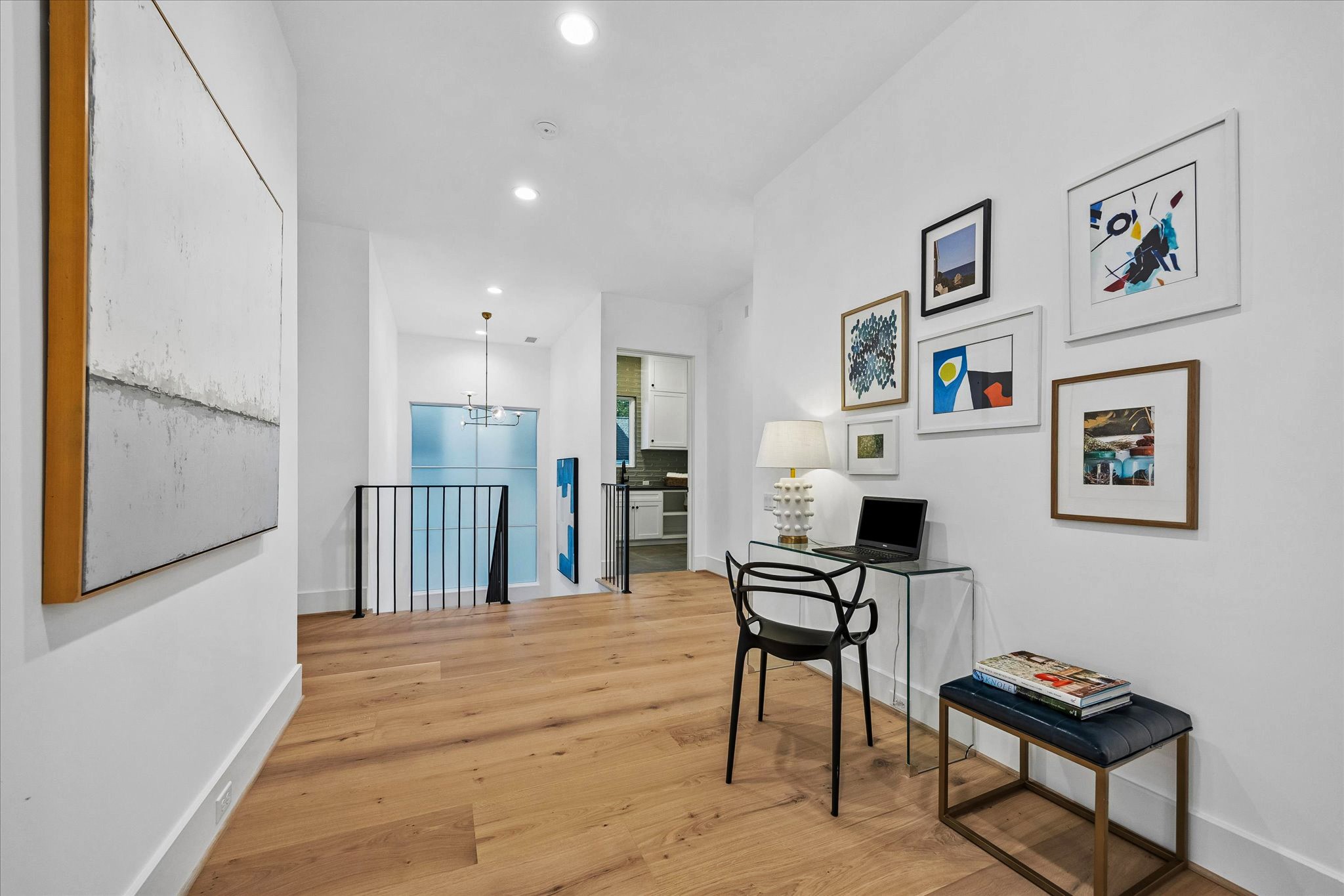  4230 Riley Street - 物件實景