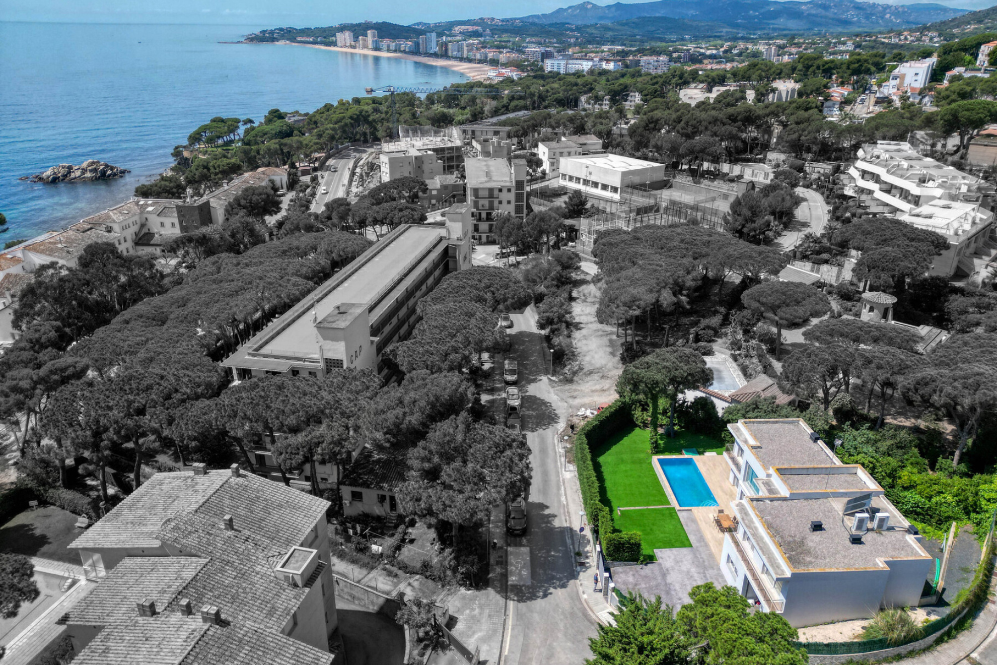  Modern house 200 meters from the beach. - 物件實景
